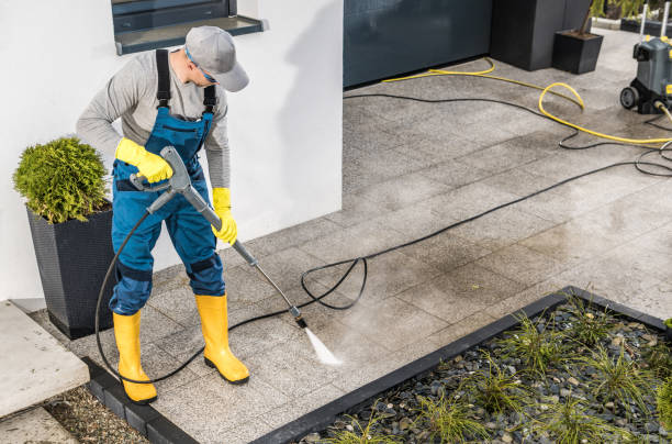 Why Choose Our Certified Pressure Washing Experts for Your Project Needs in Roundup, MT?